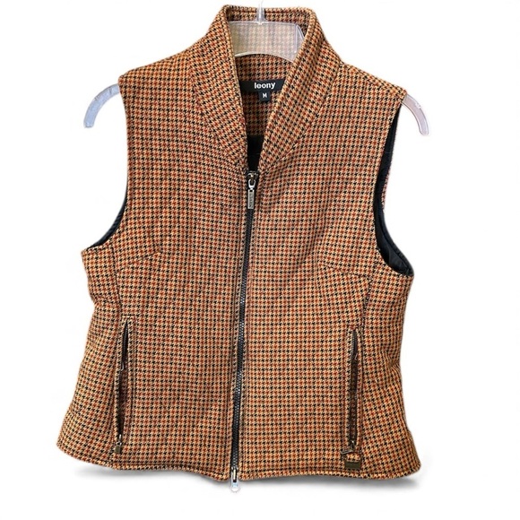 Leony Jackets & Blazers - LEONY Women's Tan Houndstooth Sleeveless Vest.          Size Medium
